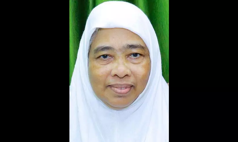 ടി. ആരിഫലിയുടെ ഭാര്യാ മാതാവ് കെ.എൻ. കദീജ നിര്യാതയായി ടി. ആരിഫലിയുടെ ഭാര്യാ മാതാവ് കെ.എൻ. കദീജ നിര്യാതയായി