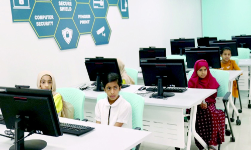 നിസ്വയിൽ വിദ്യാർഥികൾക്ക് വേനൽക്കാല പരിപാടികൾ