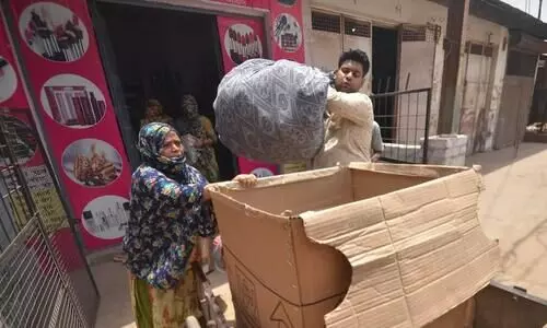 കിടപ്പാടം നഷ്ടപ്പെട്ട് തെരുവിലിറങ്ങേണ്ടി വരും;  പ്രയാഗ് രാജ് പ്രതിപ്പട്ടികയിലുള്ളവരുടെ കുടുംബം ഭീതിയുടെ നിഴലിൽ