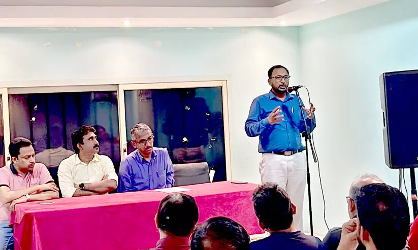 ബുൾഡോസറുകൾകൊണ്ട് സമരവീര്യത്തെ കെടുത്താനാവില്ല -പ്രവാസി ദമ്മാം ബുൾഡോസറുകൾകൊണ്ട് സമരവീര്യത്തെ കെടുത്താനാവില്ല -പ്രവാസി ദമ്മാം