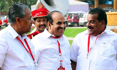 വിമാനത്തിൽ നടന്നത് വധശ്രമം, ഇ.പി സന്ദർഭോചിതമായി ഇടപെട്ടതിനാൽ പിണറായിയെ തൊടാൻ കഴിഞ്ഞില്ല -കോടിയേരി