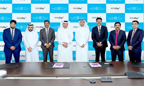 ലുലു എക്സ്​ചേഞ്ചിൽ ഇനിമുതൽ ഡെബിറ്റ്​ കാർഡ്​ ഉ​പയോഗിക്കാം