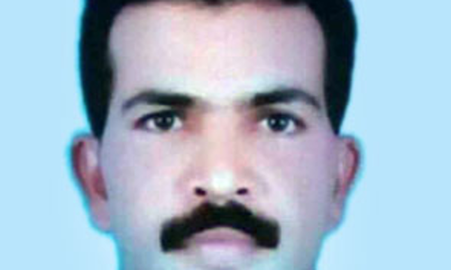 മരത്തിൽനിന്നു വീണ് പരിക്കേറ്റയാൾ മരിച്ചു മരത്തിൽനിന്നു വീണ് പരിക്കേറ്റയാൾ മരിച്ചു