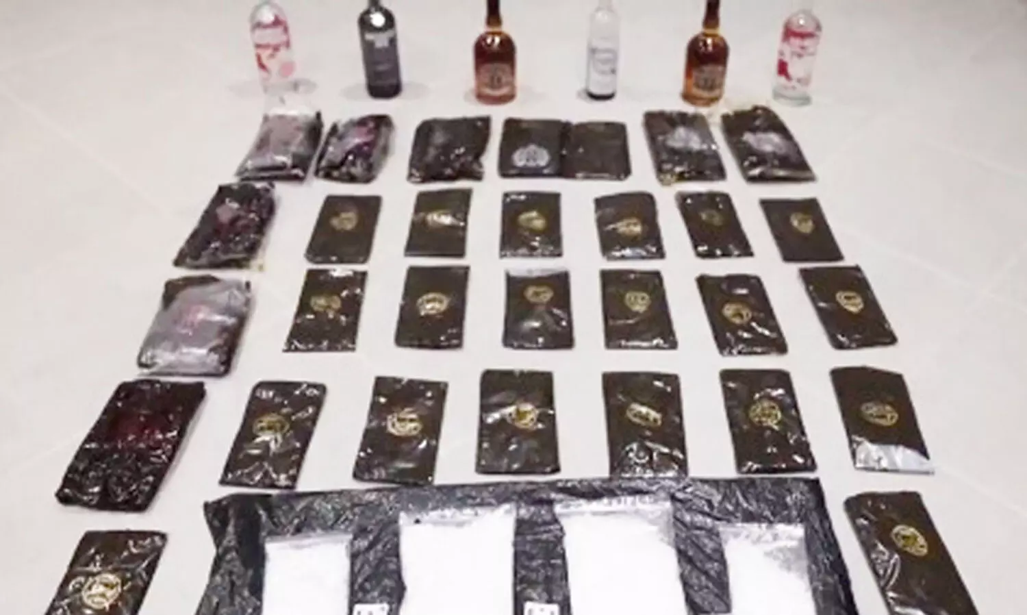 14 കി​ലോ ഹ​ഷീ​ഷ് പി​ടി​കൂ​ടി