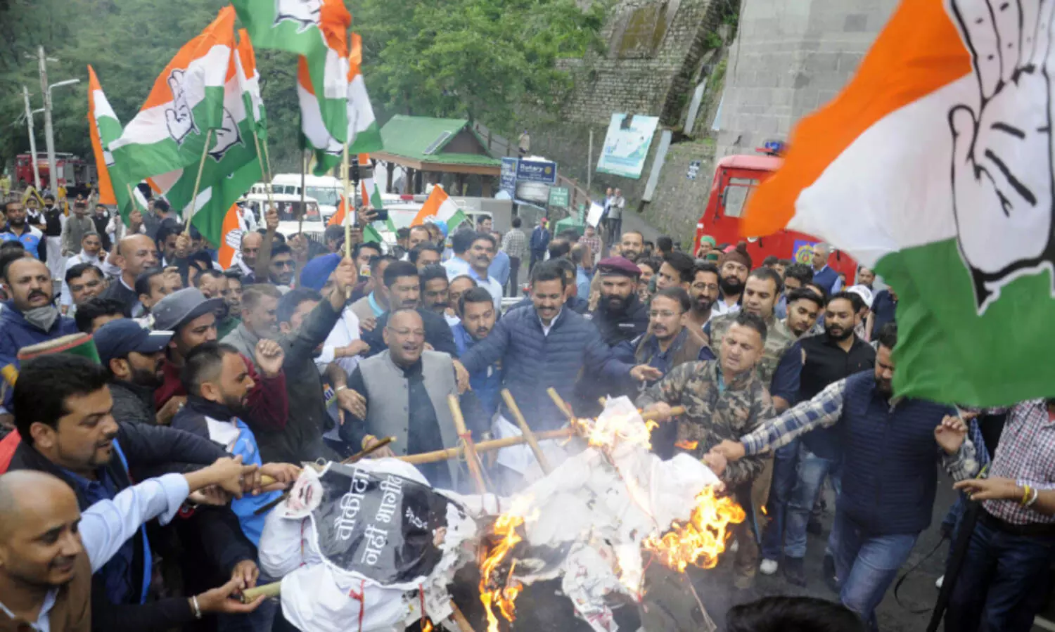 അഗ്നിപഥ് പ്രക്ഷോഭത്തിന്കോൺഗ്രസ് പിന്തുണ