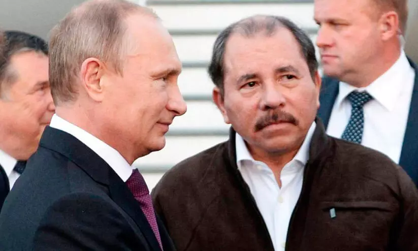 Vladimir Putin and Nicaraguan President Daniel Ortiga