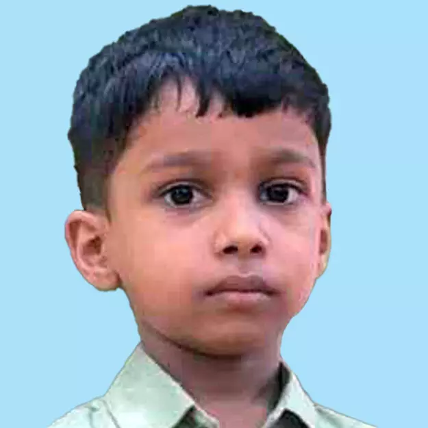 സ്കൂ​ളി​ൽ വീ​ണ്​ പ​രി​ക്കേ​റ്റ വി​ദ്യാ​ർ​ഥി മ​രി​ച്ചു