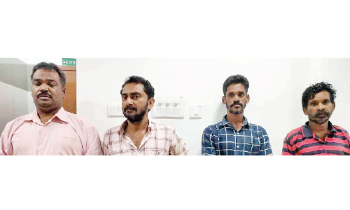 വാഹനങ്ങളിലെ ബാറ്ററി മോഷണം: നാലുപേർ കുന്നംകുളത്ത് പിടിയിൽ വാഹനങ്ങളിലെ ബാറ്ററി മോഷണം: നാലുപേർ കുന്നംകുളത്ത് പിടിയിൽ