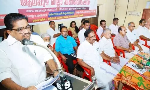 കെ റെയിൽ പദ്ധതി ഉടൻ പിൻവലിക്കണം-വി.എം.സുധീരൻ