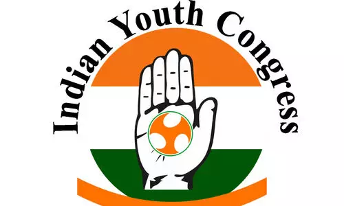 യൂത്ത്​ കോൺഗ്രസ്​ മാർച്ചിൽ സംഘർഷം; ര​ണ്ട്​ പൊ​ലീ​സു​കാ​ർ​ക്കും ആ​റ്​ യൂ​ത്ത്​ കോ​ൺ​ഗ്ര​സ്​ പ്ര​വ​ർ​ത്ത​ക​ർ​ക്കും പ​രി​ക്ക്​