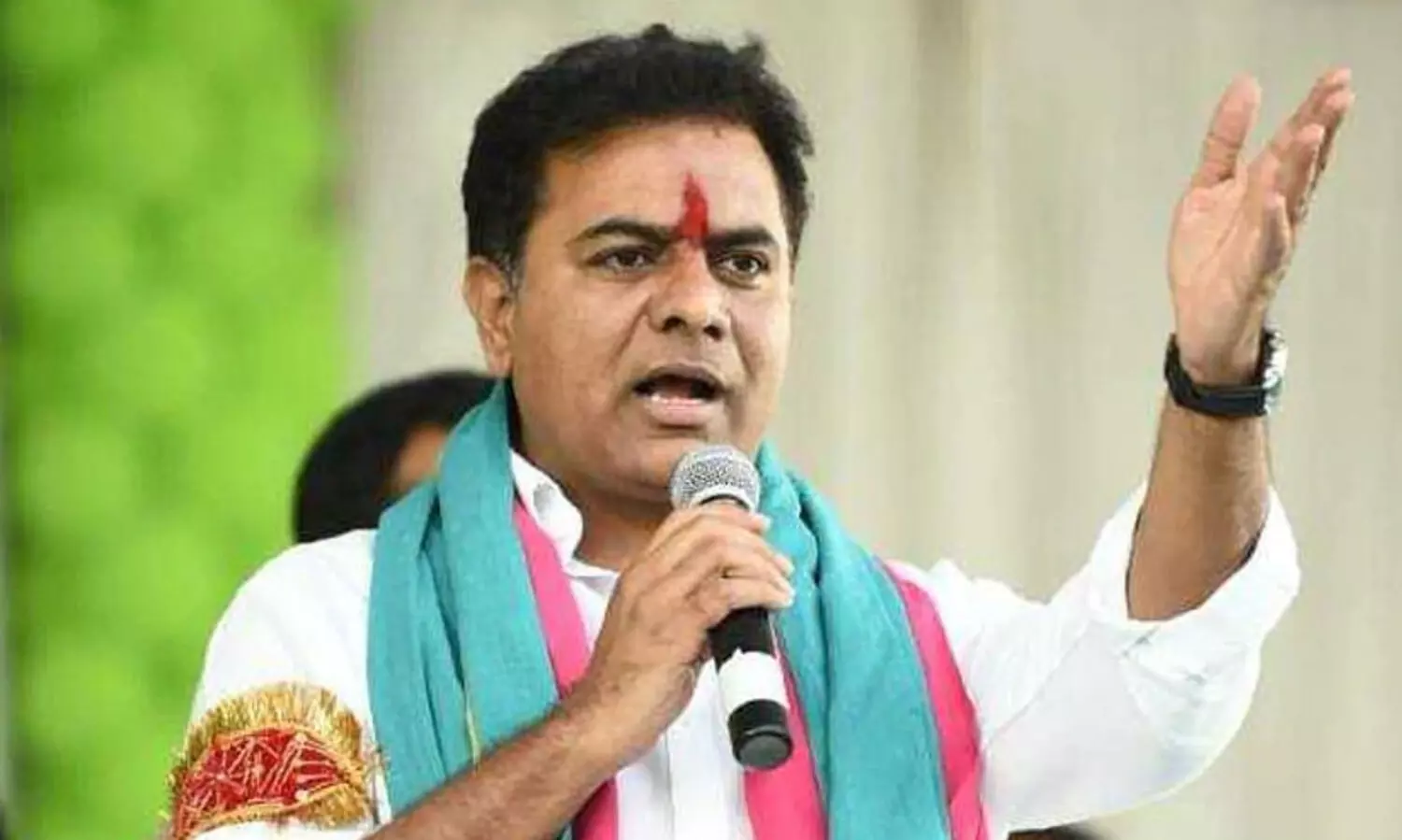 KT Rama Rao against Congress&BJP