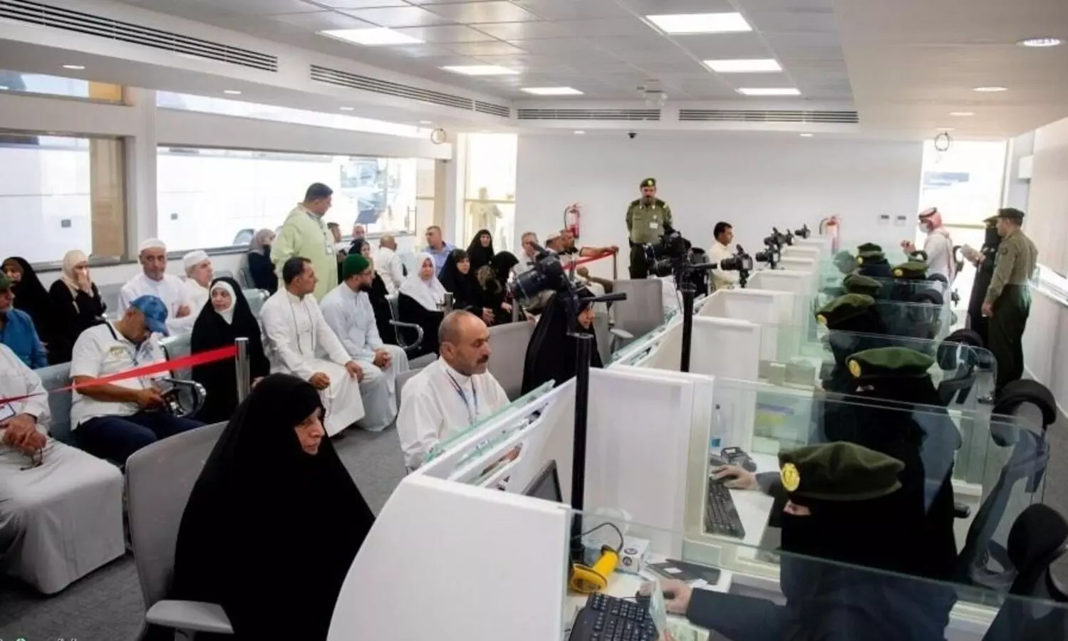 കരമാർഗം ഹജ്ജ്​ തീർഥാടകരുടെ വരവ്​ തുടങ്ങി