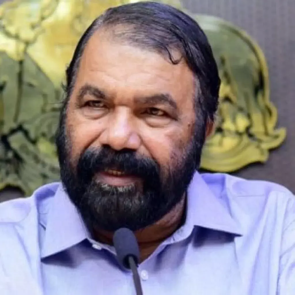 മലയാളം പാഠപുസ്തകങ്ങളിൽ അക്ഷരമാല ഈ വർഷം തന്നെ ഉൾപ്പെടുത്തും-വി.ശിവൻകുട്ടി മലയാളം പാഠപുസ്തകങ്ങളിൽ അക്ഷരമാല ഈ വർഷം തന്നെ ഉൾപ്പെടുത്തും-വി.ശിവൻകുട്ടി