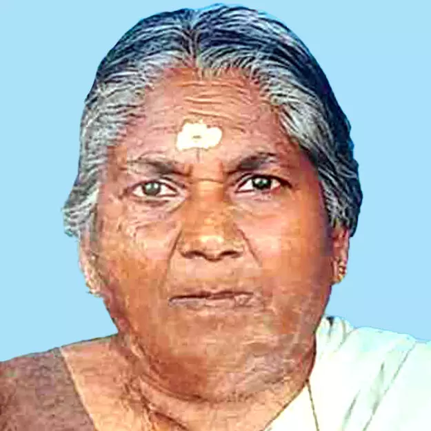 അ​മ്മി​ണി