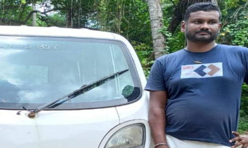 വിദേശ മദ്യവുമായി പിടിയിൽ വിദേശ മദ്യവുമായി പിടിയിൽ