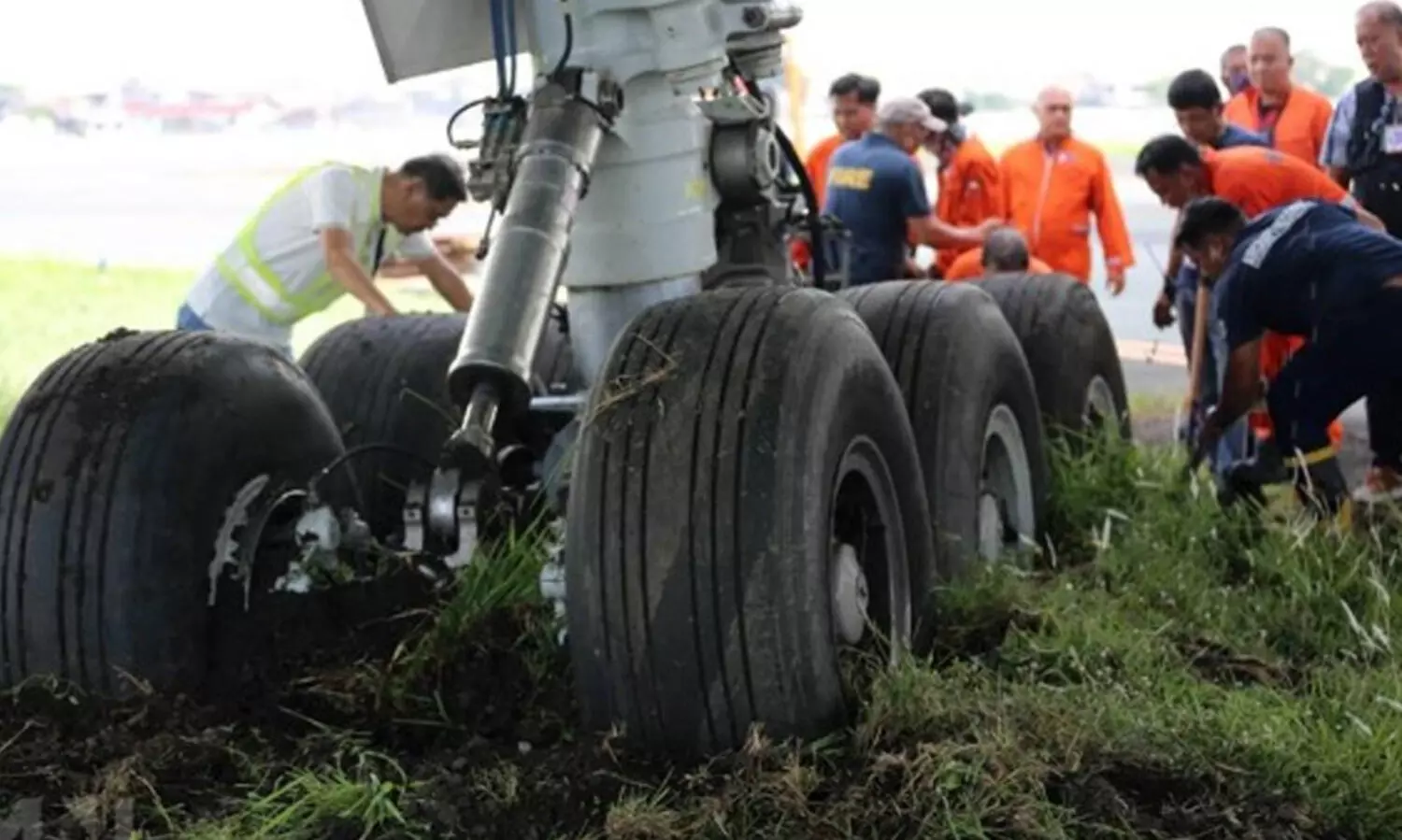 സൗദിയ വിമാനം മനിലയിൽ റൺവേയിൽ നിന്ന്​ തെന്നിമാറി; ആർക്കും പരിക്കില്ലെന്ന്​ സൗദി എയർലൈൻസ്​