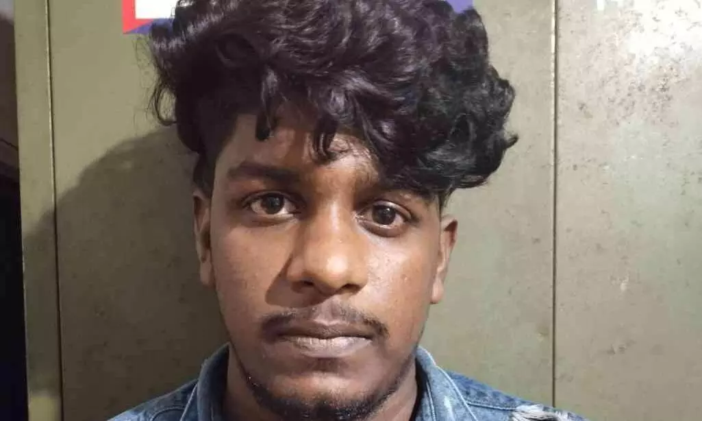 മൊബൈൽ കട കുത്തിതുറന്ന് മോഷണം: പ്രതി പിടിയിൽ