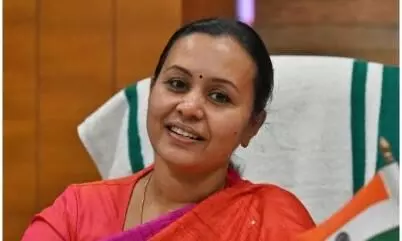 ഓഫീസ് ആക്രമണം: ആരോഗ്യമന്ത്രിയുടെ പേഴ്സണൽ സ്റ്റാഫിനെ പ്രതിചേർത്തു; സ്റ്റാഫിൽ നിന്നും ഒഴിവായ ആളെന്ന് വീണജോർജ്ജ് ഓഫീസ് ആക്രമണം: ആരോഗ്യമന്ത്രിയുടെ പേഴ്സണൽ സ്റ്റാഫിനെ പ്രതിചേർത്തു; സ്റ്റാഫിൽ നിന്നും ഒഴിവായ ആളെന്ന് വീണജോർജ്ജ്