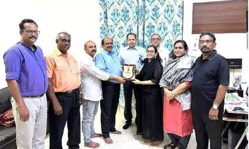 അസ്മാ സാബുവിന് യാത്രയയപ്പ് നൽകി