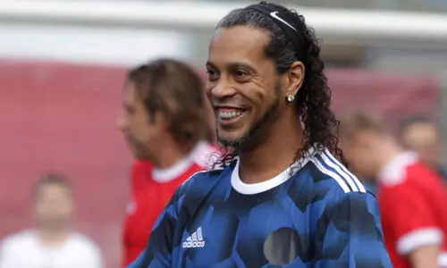 ആ പ്ലെയറാണ് എന്നെ കോരിത്തരിപ്പിച്ചത്, ഞാനയാളുടെ ആരാധകന്‍! -ഫുട്‌ബാള്‍ മാന്ത്രികന്‍ റൊണാള്‍ഡീഞ്ഞോ വെളിപ്പെടുത്തുന്നു