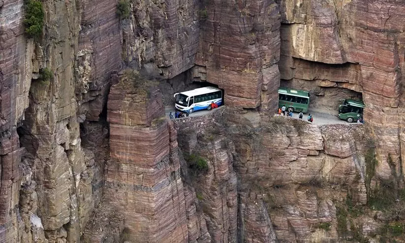 Guoliang Tunnel dangerous road in the world