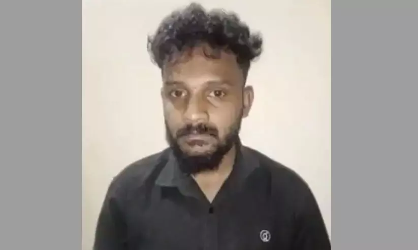 11കാരിയെ ലൈംഗിക അതിക്രമത്തിനിരയാക്കാൻ ശ്രമം; യുവാവ് അറസ്റ്റിൽ 11കാരിയെ ലൈംഗിക അതിക്രമത്തിനിരയാക്കാൻ ശ്രമം; യുവാവ് അറസ്റ്റിൽ