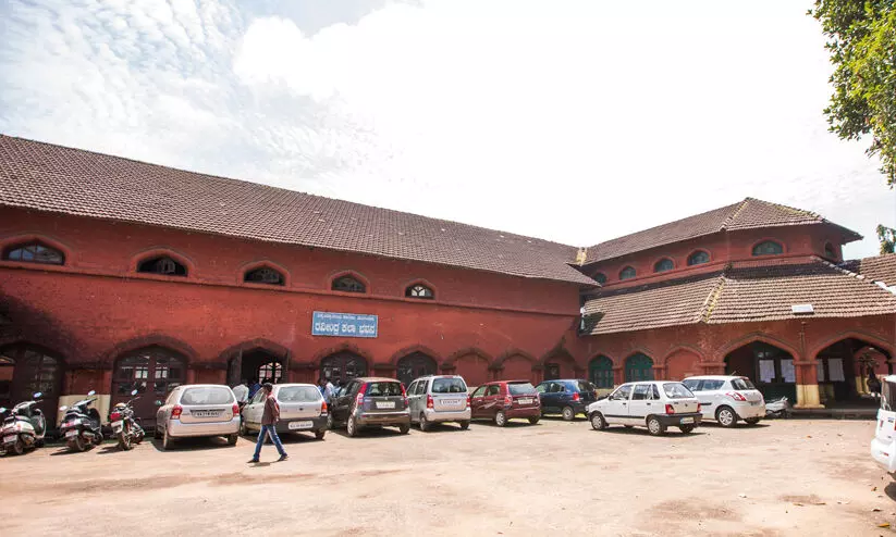 Muslim students seeking TC Muslim students seeking TC