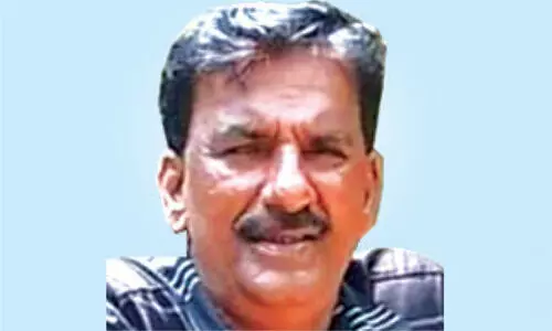 നെഞ്ചുവേദനയുമായി സ്വയം ബൈക്ക് ഓടിച്ച് ആശുപത്രിയിൽ എത്തിയ മത്സ്യവ്യാപാരി മരിച്ചു