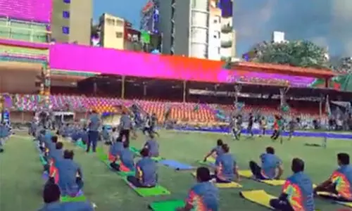 Angry mob disrupts Yoga Day event
