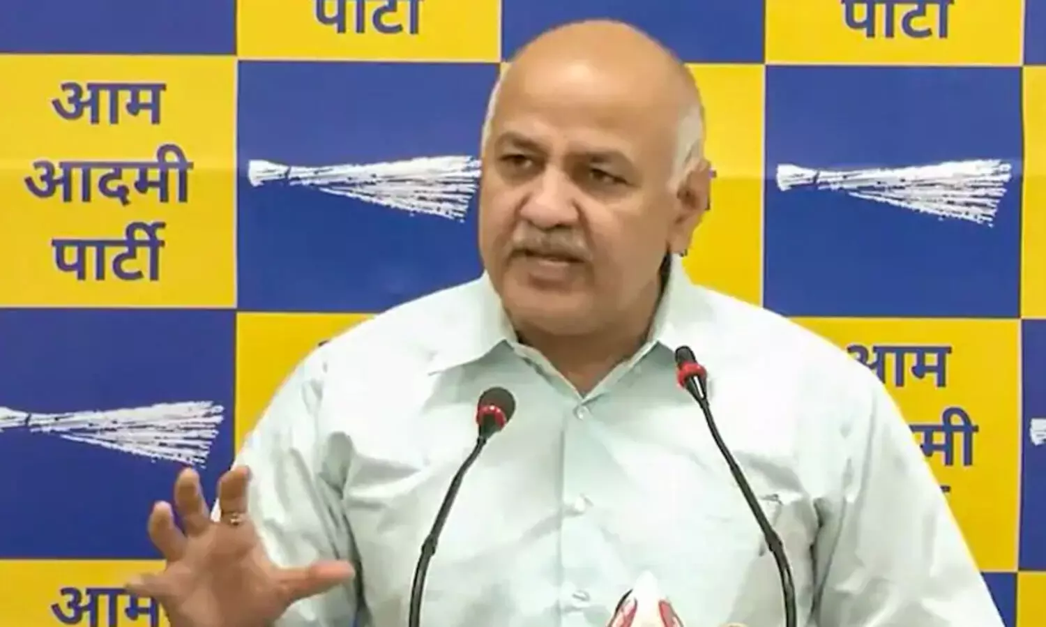 Manish Sisodia against BJP