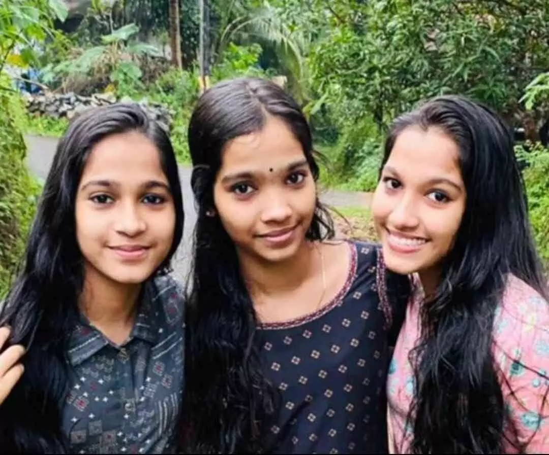 വിജയത്തിളക്കത്തിൽ മൂവർ സംഘം