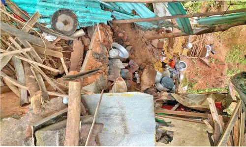 അഞ്ചംഗ കുടുംബം താമസിച്ചിരുന്ന ഷെഡിൽ ഗ്യാസ് സിലിണ്ടർ പൊട്ടിത്തെറിച്ചു