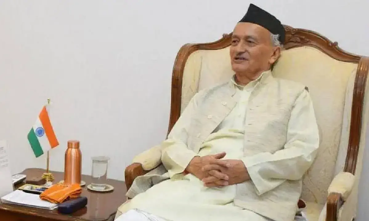 മ​ഹാ​രാ​ഷ്ട്ര; വളയം ഗവർണറുടെ കൈകളിലേക്ക്