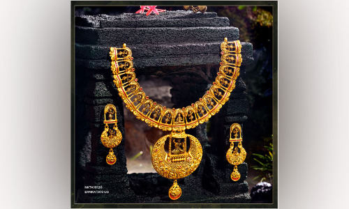 അ​വ​ധി​ക്കാ​ലം; ആ​ഭ​ര​ണ​ങ്ങ​ളു​ടെ വി​പു​ല​ ശേ​ഖ​രം അ​വ​ത​രി​പ്പി​ച്ച് മ​ല​ബാ​ര്‍ ഗോ​ള്‍ഡ്