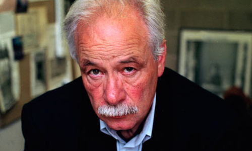 ഓ​ർ​മ​ക​ളാ​ൽ ഹ​നി​ക്ക​പ്പെ​ടു​ന്ന ച​രി​ത്ര​ത്തി​ന്റെ അ​വ​ശി​ഷ്‌​ട​ങ്ങ​ൾ