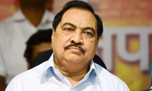 നിരാശനായി ഫഡ്​നാവിസിന്റെ എതിരാളി ഖഡ്​സെ