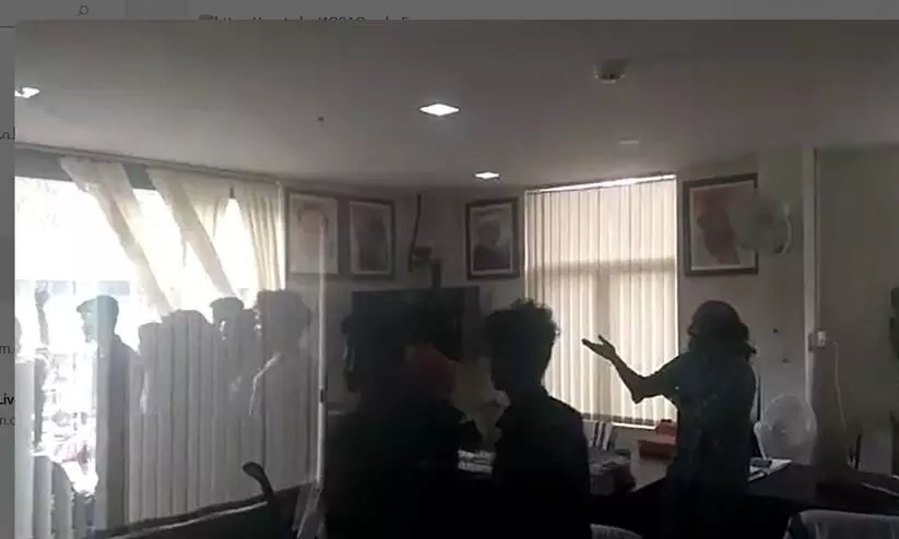 rahul gandhi office attack rahul gandhi office attack