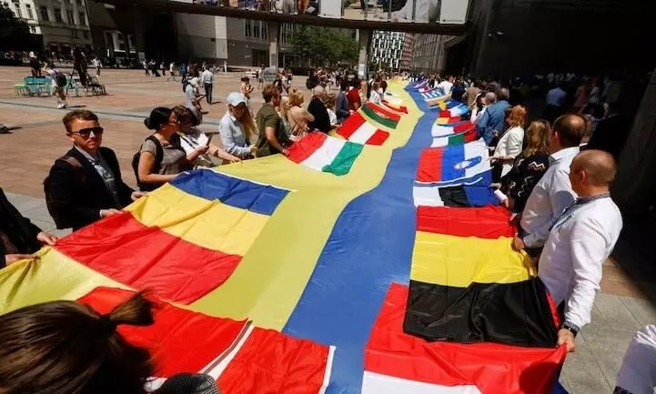 യുക്രെയ്ന് പ്രത്യേക പദവി നൽകി യൂറോപ്യൻ യൂനിയൻ യുക്രെയ്ന് പ്രത്യേക പദവി നൽകി യൂറോപ്യൻ യൂനിയൻ