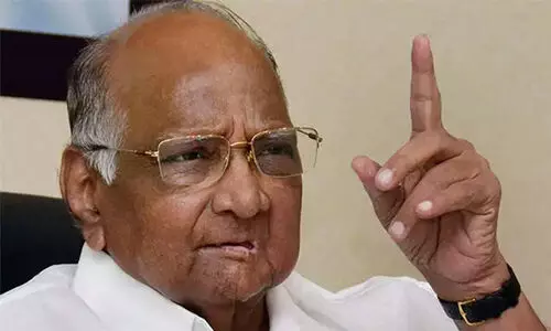 ഡൽഹി ഭരണാധികാരികൾക്ക് കീഴടങ്ങില്ലെന്ന് പവാർ