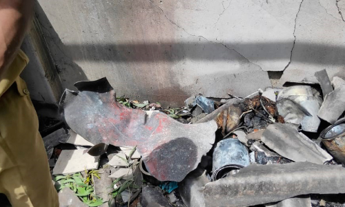 പാ​ച​ക​വാ​ത​ക സി​ലി​ണ്ട​ര്‍ പൊ​ട്ടി​ത്തെ​റി​ച്ച് അ​ടു​ക്ക​ള ത​ക​ർ​ന്നു