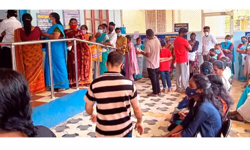 രോഗികളുടെ കാത്തിരിപ്പ് നീളുന്നു; കുടുംബാരോഗ്യ കേന്ദ്രത്തിൽ ഫാർമസിസ്റ്റ് നിയമനമില്ല; പ്രതിഷേധം ശക്തം