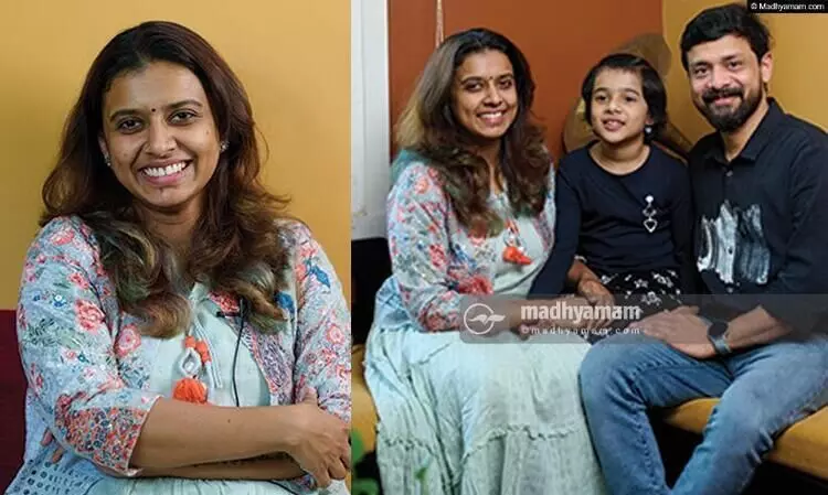 സിനിമയിൽ അഭിനയിക്കാൻ ഒരുപാട് പേർ വിളിക്കുന്നുണ്ട്. അതെന്‍റെ പ്രയോറിറ്റി അല്ല -സിതാര