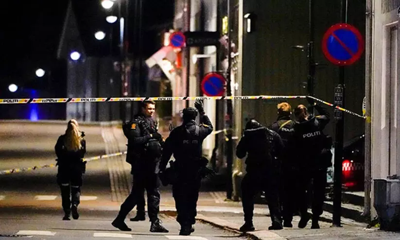 നോർവെയിലെ നൈറ്റ് ക്ലബിൽ വെടിവെപ്പ്: രണ്ട് മരണം; 14 പേർക്ക് പരിക്ക് നോർവെയിലെ നൈറ്റ് ക്ലബിൽ വെടിവെപ്പ്: രണ്ട് മരണം; 14 പേർക്ക് പരിക്ക്