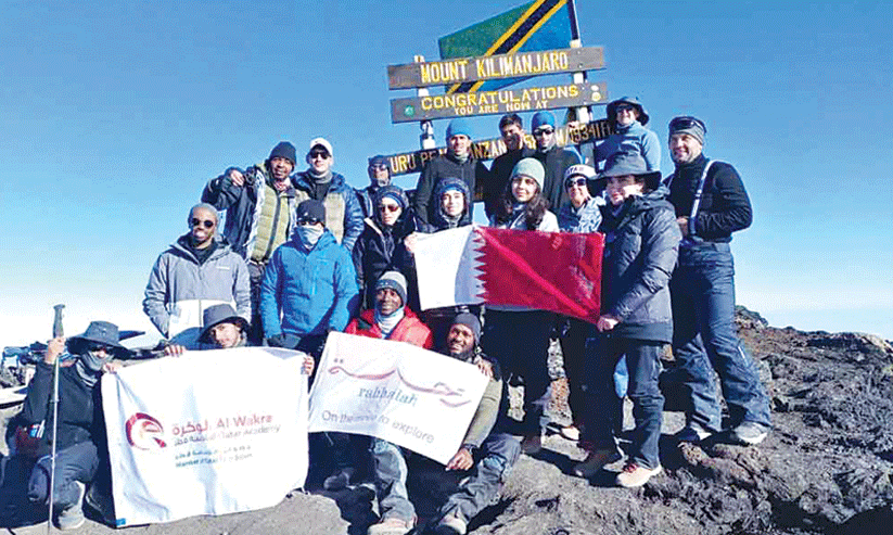കി​ളി​മ​ഞ്ചാ​രോ കീ​ഴ​ട​ക്കി  ഖ​ത്ത​ർ വി​ദ്യാ​ർ​ഥി സം​ഘം