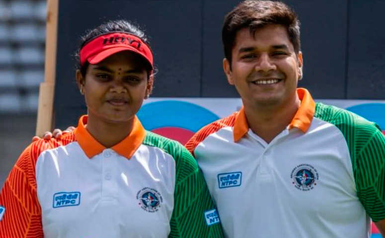 അമ്പെയ്ത്ത് ലോകകപ്പ്; ഇന്ത്യക്ക് കോമ്പൗണ്ട് മിക്സഡ് ടീം സ്വർണവും വനിത വ്യക്തിഗത വെള്ളിയും അമ്പെയ്ത്ത് ലോകകപ്പ്; ഇന്ത്യക്ക് കോമ്പൗണ്ട് മിക്സഡ് ടീം സ്വർണവും വനിത വ്യക്തിഗത വെള്ളിയും