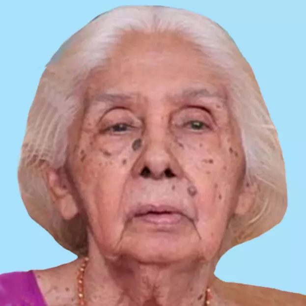 ചി​ന്ന​മാ​ളു​വ​മ്മ