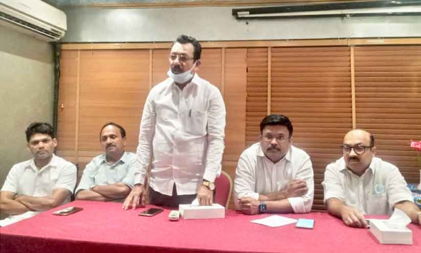 രാഹുൽ ഗാന്ധിയുടെ ഓഫിസ് ആക്രമണം കേന്ദ്ര സർക്കാറിനെ പ്രീണിപ്പിക്കാൻ -ഒ.ഐ.സി.സി രാഹുൽ ഗാന്ധിയുടെ ഓഫിസ് ആക്രമണം കേന്ദ്ര സർക്കാറിനെ പ്രീണിപ്പിക്കാൻ -ഒ.ഐ.സി.സി