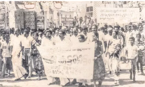 അക്ഷരനഗരിയുടെ സമ്പൂർണ സാക്ഷരത നേട്ടത്തിന്  33 വയസ്