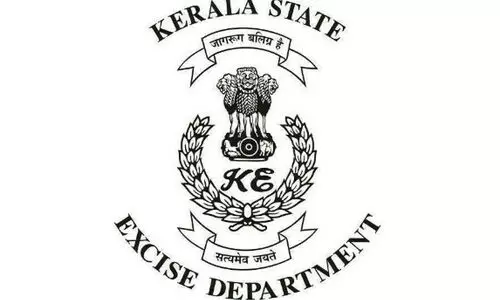 കള്ള്​ ഷാപ്പിലെത്തിയ എക്സൈസുകാരെ മദ്യപർ തടഞ്ഞു