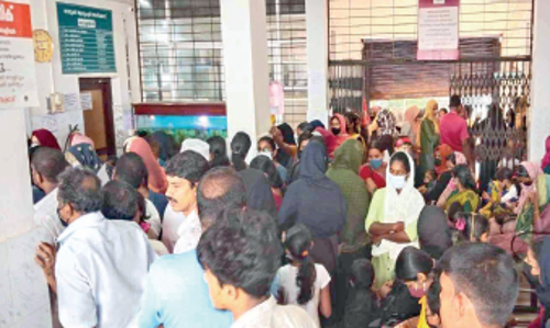 വേ​ണം, അ​രീ​ക്കോ​ട് താ​ലൂ​ക്ക് ആ​ശു​പ​ത്രി​യി​ൽ മു​ഴു​വ​ൻ സ​മ​യ അ​ത്യാ​ഹി​ത വി​ഭാ​ഗം